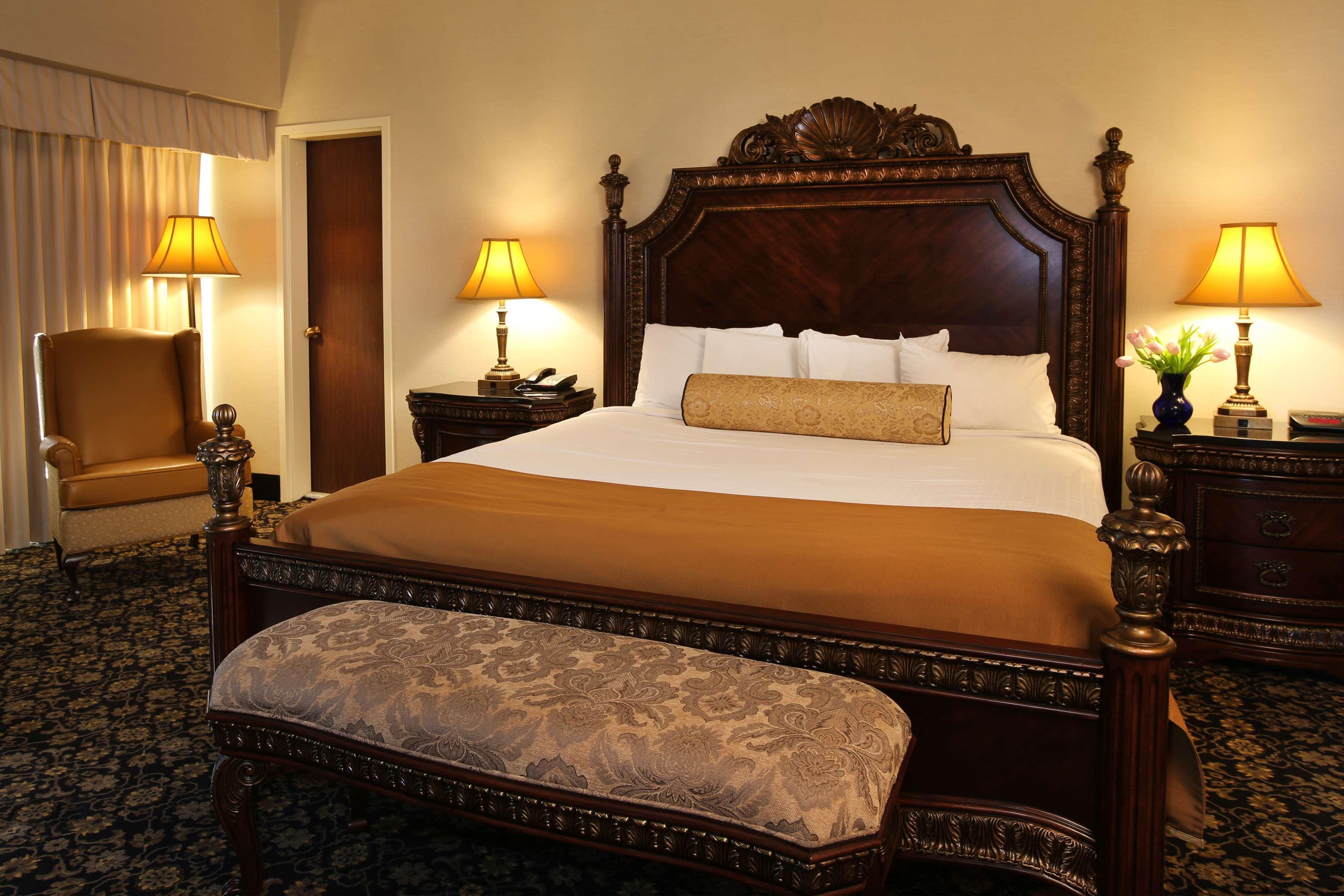 The Claridge Hotel